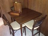 Very cool folding table and chair set