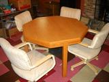 Nice dining room set, or for a sun room.