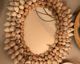Shell mirror