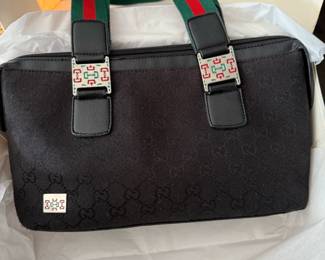 Vintage GUCCI GG Sherry Line Handbag