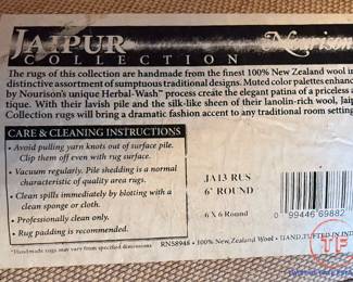 Handmade Indian Jaipur Collection 6' Round Area Rug