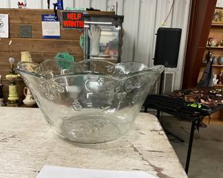 Anchor Hocking Savannah Punch Bowl