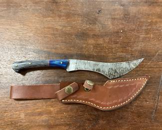 Fixed Blade Knife w/Sheath