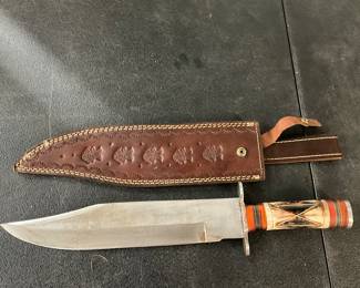 Wood Handle Bowie Knife w/Leather Sheath
