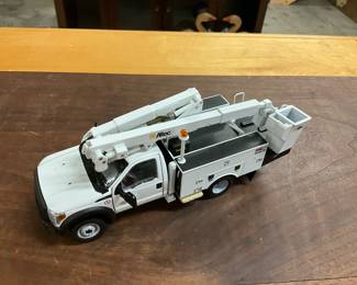 Model of an Altec AT40G Bucket Toy Truck