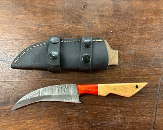 Wood Handle Knife w/Sheath