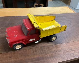 1960's -1970-s Tonka Toys Dump Truck