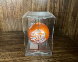 Tennessee Volunteers Glass Christmas Ornament