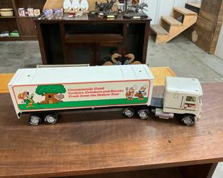 1986 Nylint Keebler Pressed Steel Tractor Trailer Semi Toy Truck