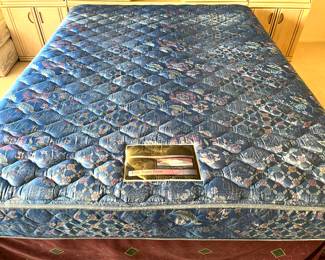 Queen size Beautyrest