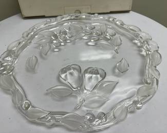 Mikasa Cake Plate | Mikasa crystal footed cake stand/serving platter (new in box) - dia. 14 in