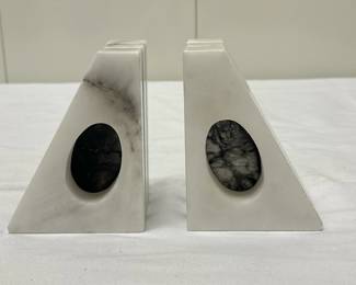 (2pc) Marble Bookends | h. 5.25 x w. 3 in
