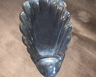 Sterling pair of shell dishes