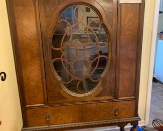 Lovely china cabinet