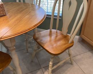 Wood Nook Table and 4 Chairs