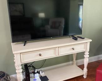 RCA Flatscreen TV