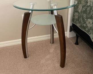 Accent Table