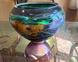 Gorgeous art glass fish bowl vase with stand