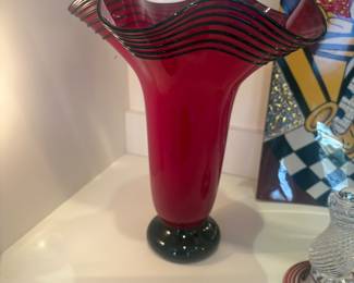 Donald Carson signed hand blown glass vase 
