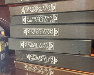 Metropolitan Miniatures set