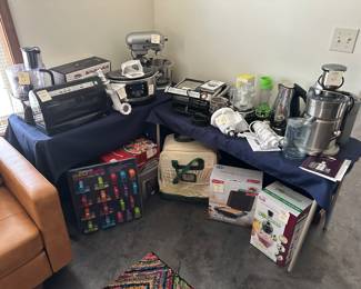 Kitchen small appliances.