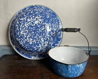 Blue Swirl Graniteware, Enamelware Dutch Oven And Pot