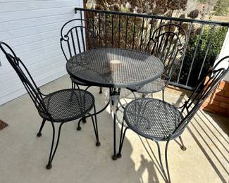 Wrought Iron Patio Table & 4 Chairs