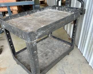Rubbermaid Rolling Cart