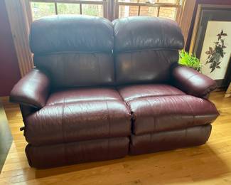 Lazy Boy Leather Loveseat 