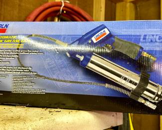 New Lincoln Pneumatic Grease Gun