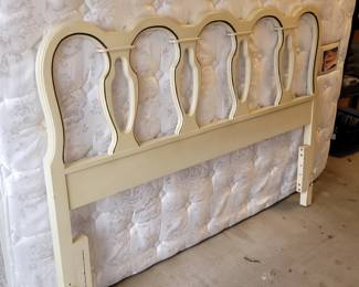 Have Both Queen and King Headboards