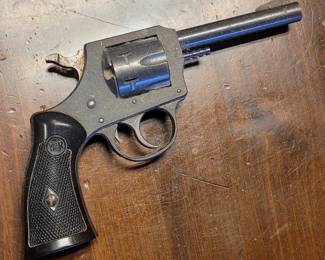 And something to protect all your luxuries...guns and fine jewelery are kept off site until day of sale.