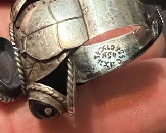 Here is the “poison ring” open.