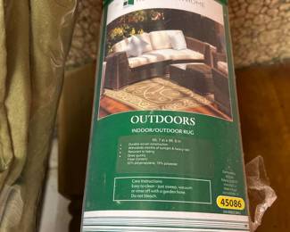 6' x 9' outdoor carpet