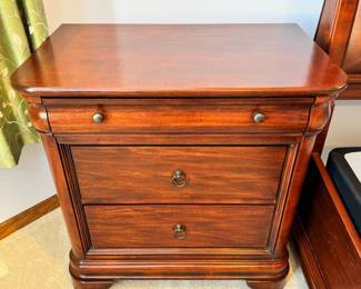 The two side tables will be sold as a pair