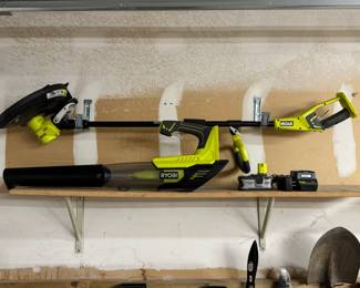 Ryobi Weed Trimmer and Blower set 
