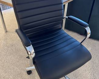 Like New office chair