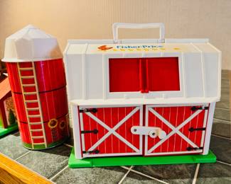 Vintage Fisher Price Play Family Farm with Silo 