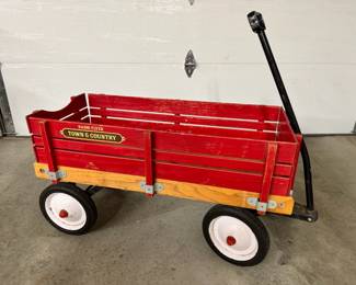 Vintage Town & Country Radio Flyer wagon