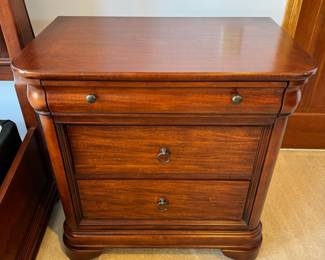 The two side tables will be sold as a pair