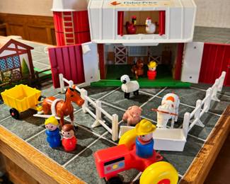 Vintage Fisher Price Play Family Farm with Silo 