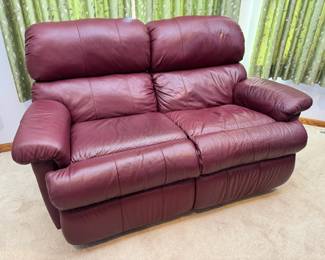 FlexSteel leather reclining loveseat
