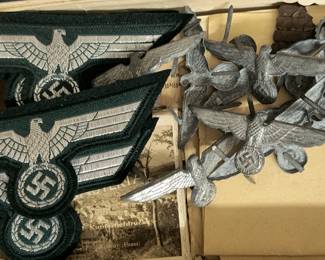 Nazi WW2 Badges