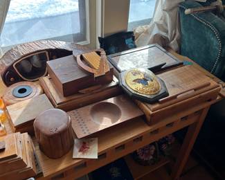 Hawaiian Ricardo Dellera wood box plus other artists