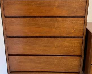 66 VintageBassettFurniture4DrawerDresser