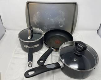 23 SmallCookwareSetCalphalonTFalMirro