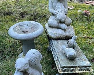 101 4SmallCementGardenFiguresCompositePlantBench