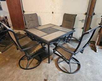 85 OutdoorPatioTableChairsUmbrella