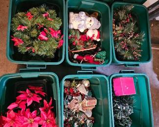 87 6TotesOfChristmasOrnamentsLightsDecorations