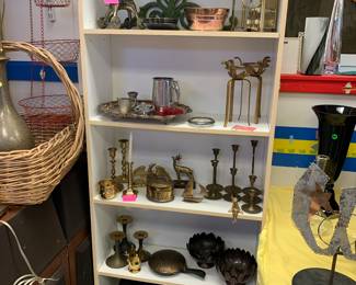 Brass, cast iron, pewter, Silverplate, copper pieces